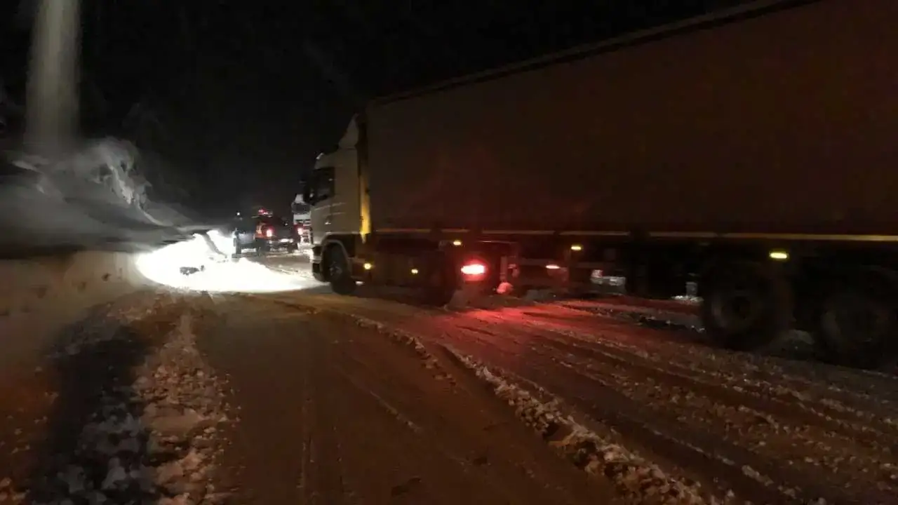 Antalya–Konya Yolu Kışa Teslim Oldu 1